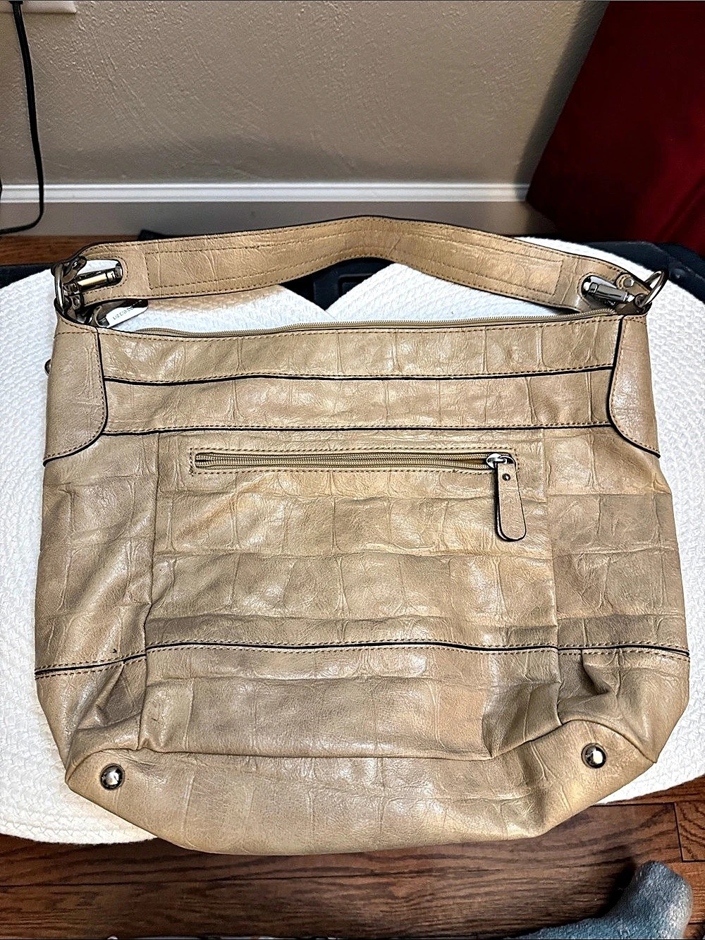 Liz Claiborne Beige Brown Leather Shoulder Bag